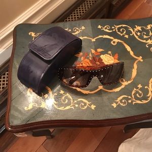 Donna Karan Sun Glasses!!